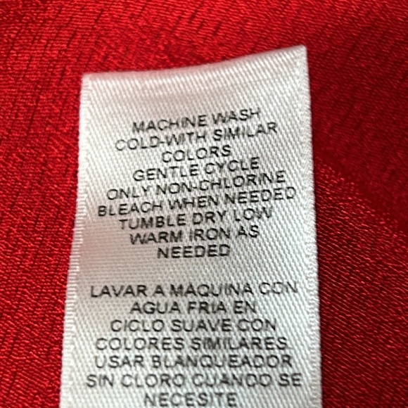 Easywear by Chico’s red top with cutout details on sleeves. Size 2 (Medium). - Picture 5 of 9